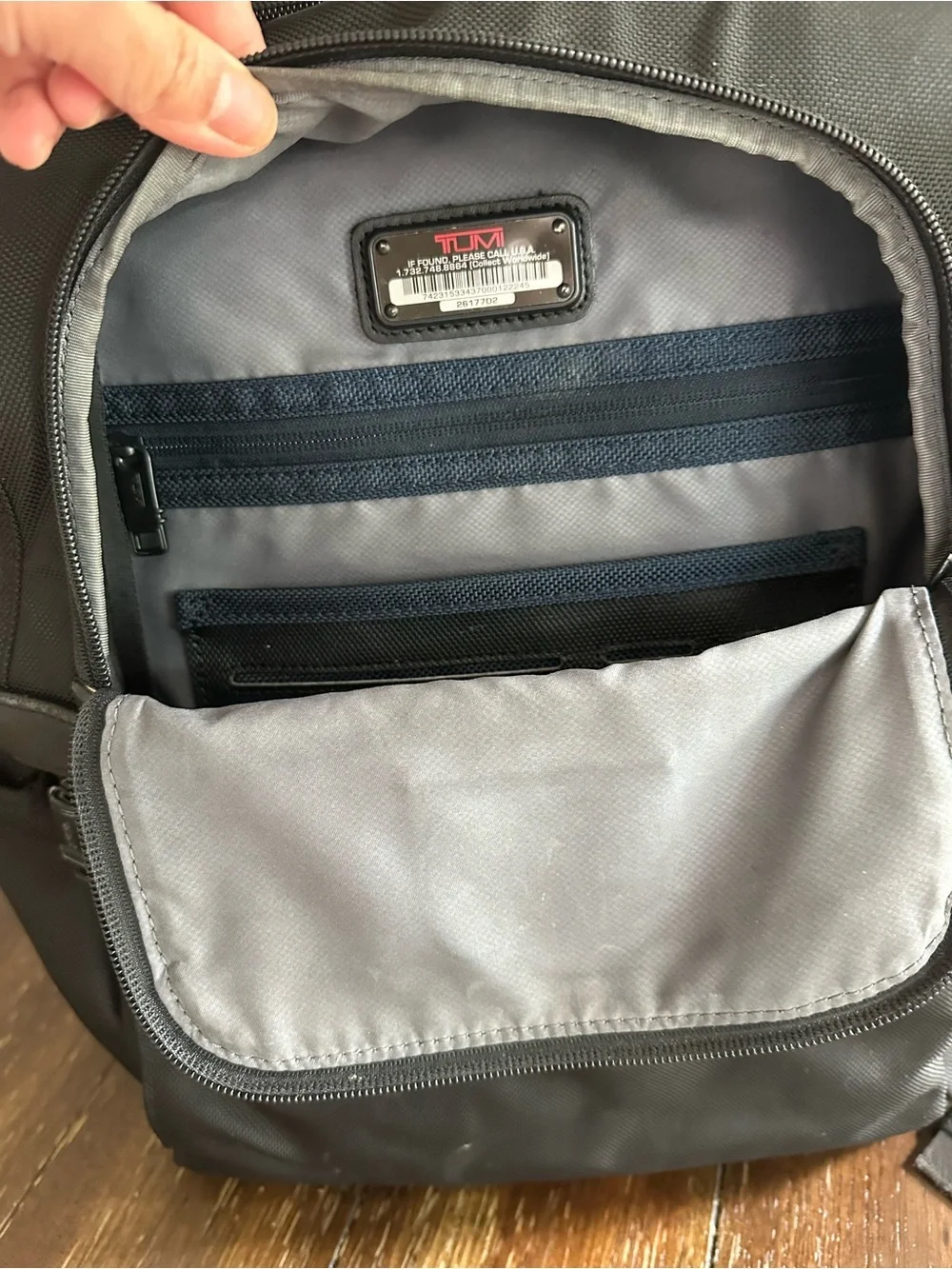 TUMI alpha brief/backpack